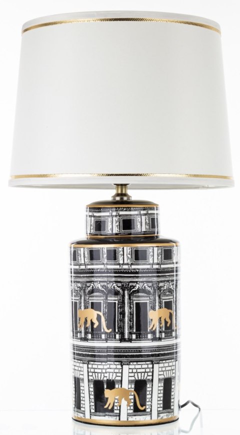 Lampa Z Kloszem(4) Ii Cz. Lampa Z Kloszem(4) Ii Cz.