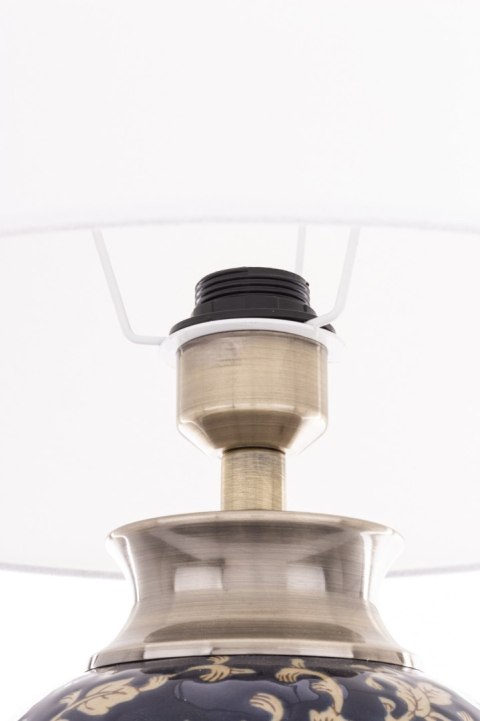Lampa Z Kloszem Ii Cz.