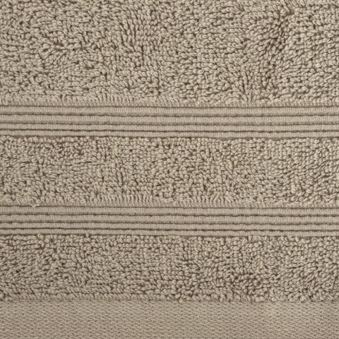 RĘCZNIK ALINE (06) 30 X 50 CM BEŻOWY RĘCZNIK ALINE (06) 30 X 50 CM BEŻOWY