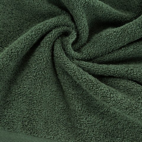 RĘCZNIK GŁADKI2 (31) 50 X 90 CM CIEMNOZIELONY
