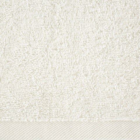 RĘCZNIK GŁADKI2 (34) 70 X 140 CM KREMOWY RĘCZNIK GŁADKI2 (34) 70 X 140 CM KREMOWY