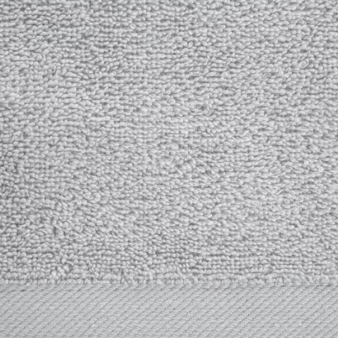 RĘCZNIK GŁADKI2 (35) 70 X 140 CM SREBRNY RĘCZNIK GŁADKI2 (35) 70 X 140 CM SREBRNY