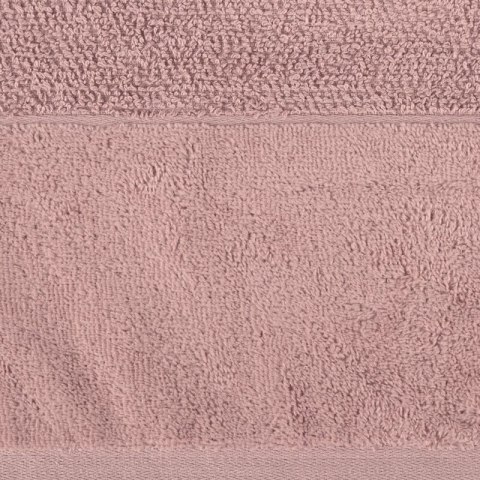 RĘCZNIK LUCY (16) 50 X 90 CM PUDROWY RĘCZNIK LUCY (16) 50 X 90 CM PUDROWY