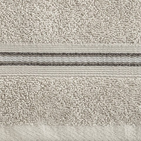 RĘCZNIK TRIS (03) 30 X 50 CM BEŻOWY RĘCZNIK TRIS (03) 30 X 50 CM BEŻOWY