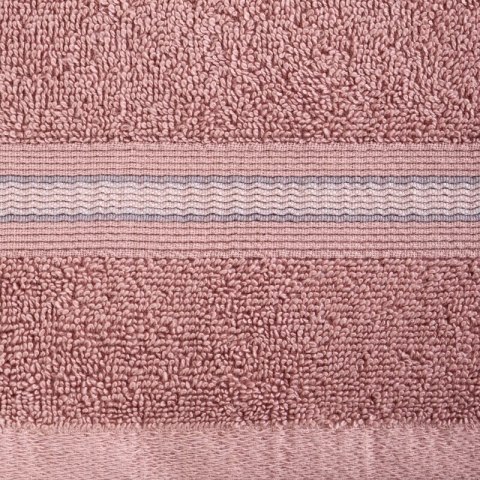RĘCZNIK TRIS (05) 70 X 140 CM PUDROWY RĘCZNIK TRIS (05) 70 X 140 CM PUDROWY