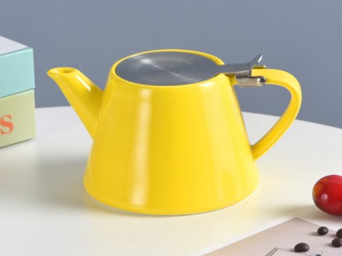 Czajnik ceramiczny z zaparzaczem