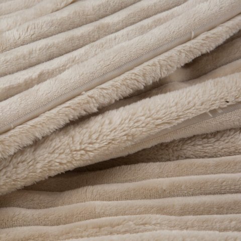 KOC NINA 220 X 200 CM KREMOWY