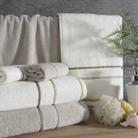 RĘCZNIK NEL (02) 70 X 140 CM KREMOWY