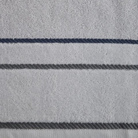 RĘCZNIK NEL (03) 50 X 90 CM SREBRNY
