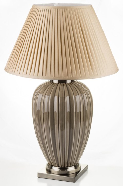 Lampa Z Kloszem Ii Cz.