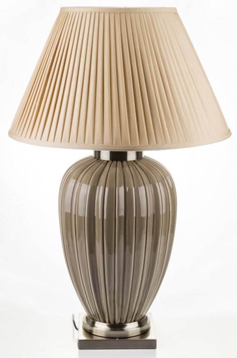 Lampa Z Kloszem Ii Cz.