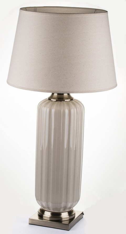 Lampa Z Kloszem Ii Cz.