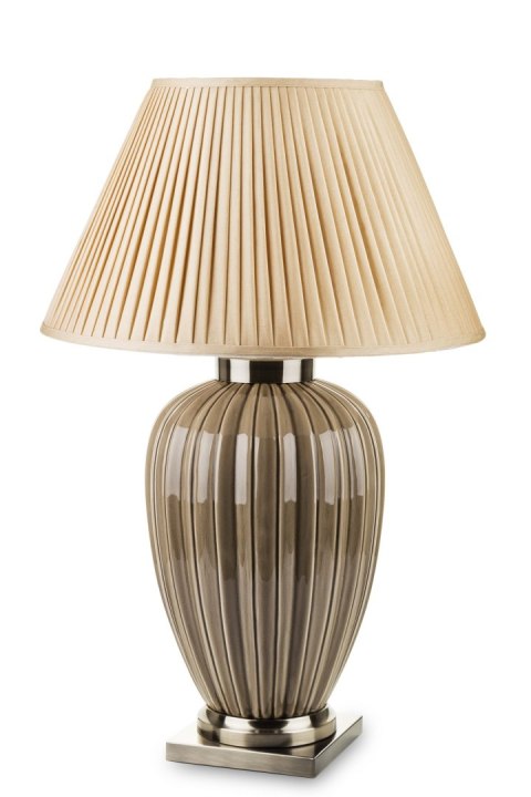 Lampa Z Kloszem Ii Cz.