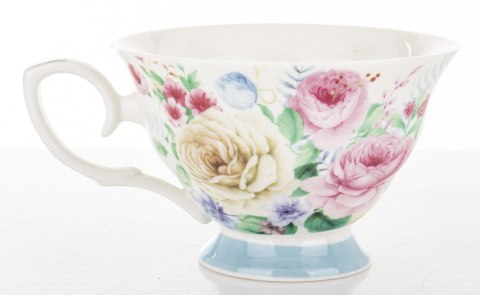 Filiżanka Ze Spodkiem