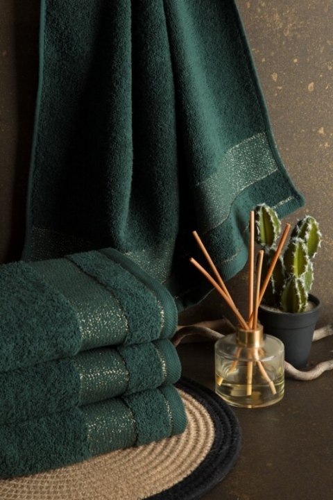 RĘCZNIK NESSY (05) 50 X 90 CM STALOWY