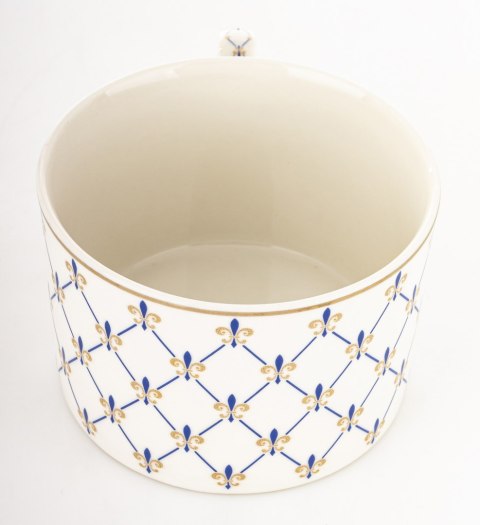 Filiżanka Ze Spodkiem