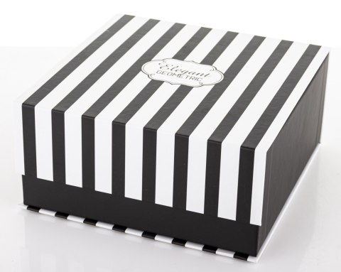 Filiżanka Ze Spodkiem