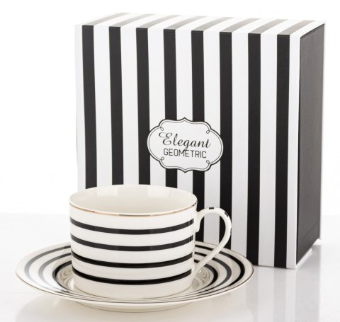 Filiżanka Ze Spodkiem