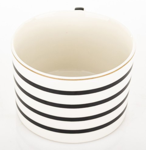 Filiżanka Ze Spodkiem