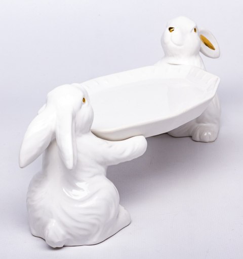 Patera Z Zajączkami