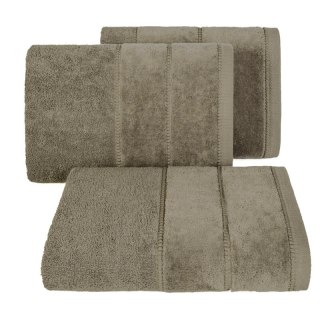 RĘCZNIK MARI (05) 50 X 90 CM JASNOBRĄZOWY