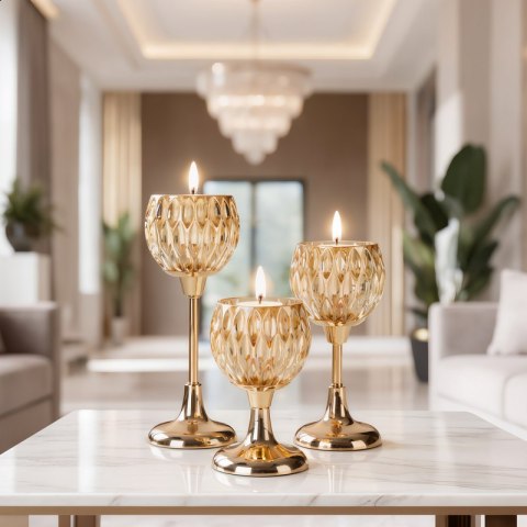 ŚWIECZNIK DEKORACYJNY ZARIA O 11 X 17 CM ZŁOTY