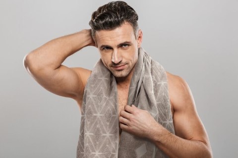 RĘCZNIK SENDI (02) 50 X 90 CM JASNOBEŻOWY