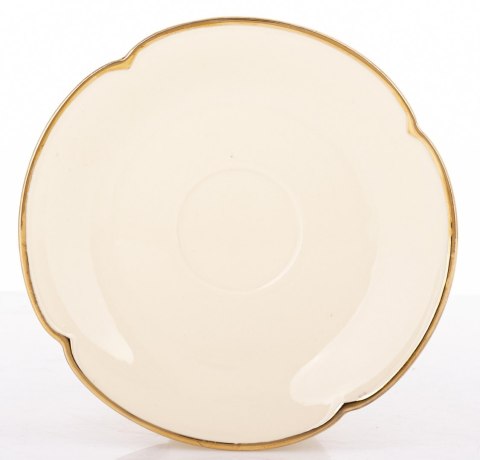 Filiżanka Ze Spodkiem