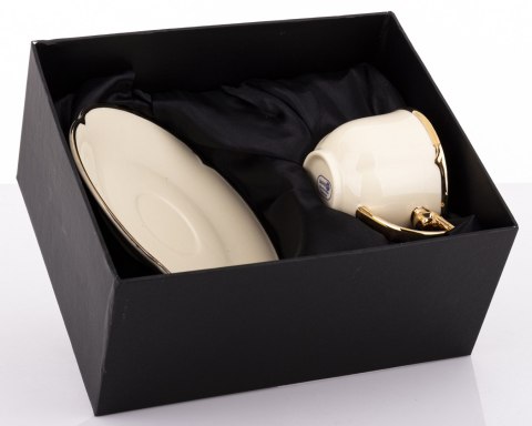 Filiżanka Ze Spodkiem