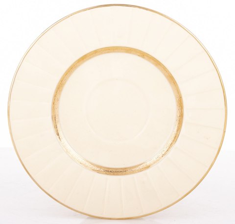 Filiżanka Ze Spodkiem