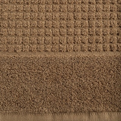 RĘCZNIK BELLA 70 X 140 CM JASNOBRĄZOWY