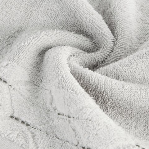RĘCZNIK LUMIA (02) 30 X 50 CM SREBRNY