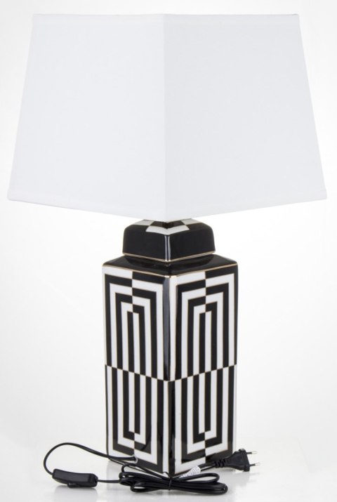 Lampa Z Kloszem Ii Cz.-Prom.