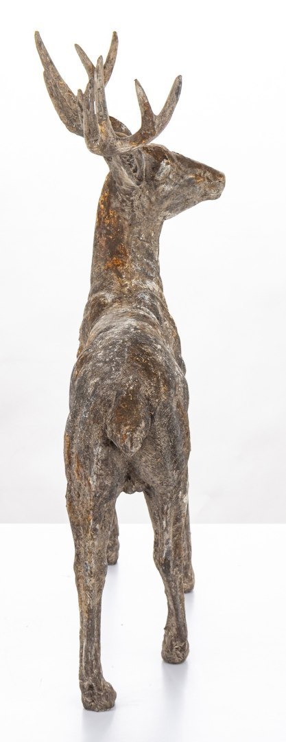 Figura Jeleń